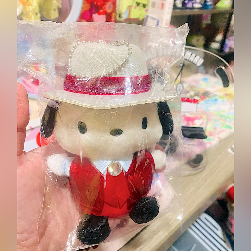 Pochacco Disco Kuji plush mascot